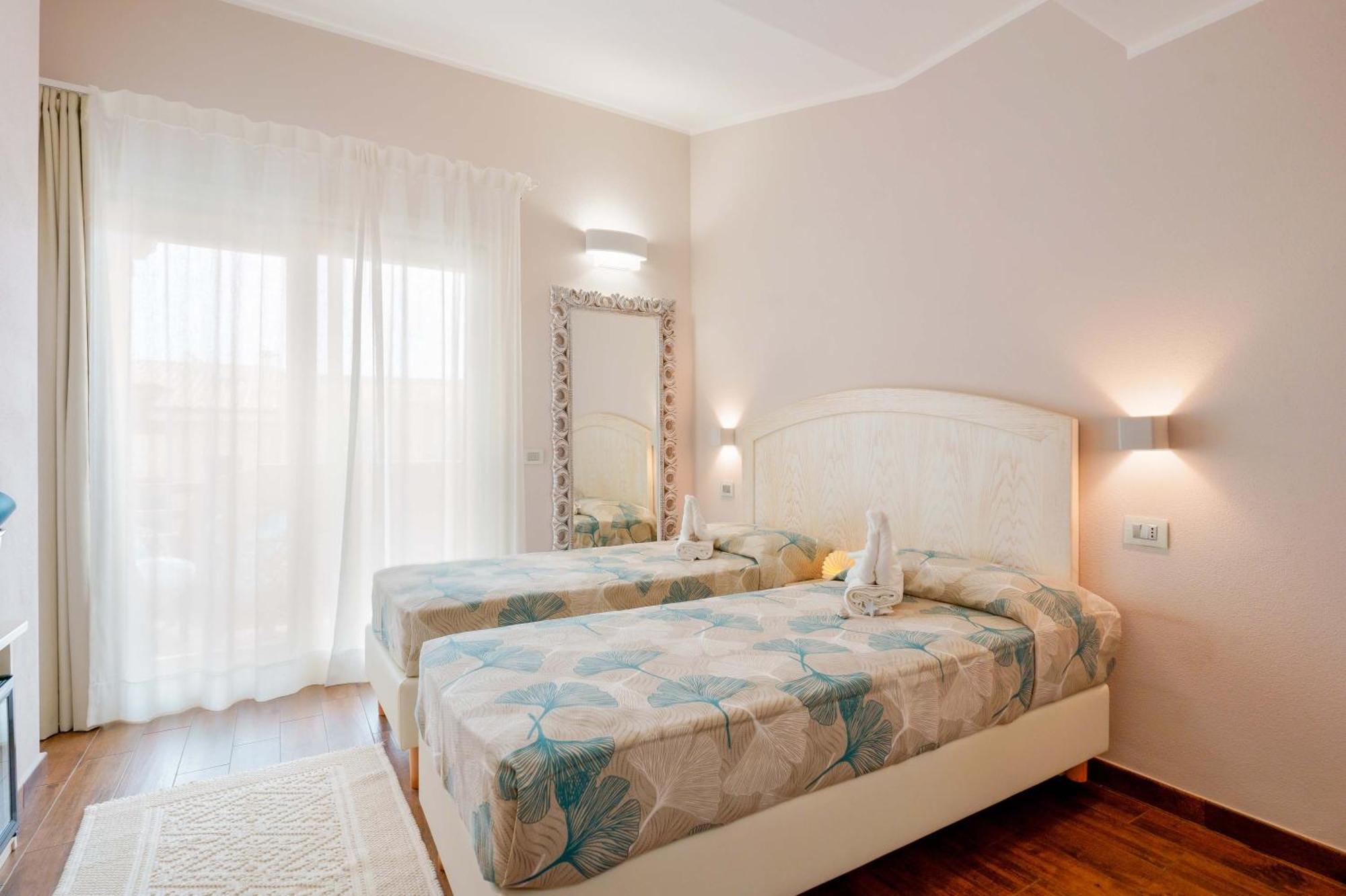Bed and Breakfast La Rosa Dei Venti à Villasimius Extérieur photo